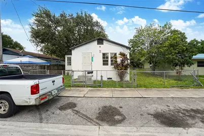 1053 NW 55th St, Miami, FL 33127 - Photo 1