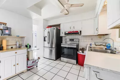 7330 Tropicana St, Miramar, FL 33023 - Photo 11