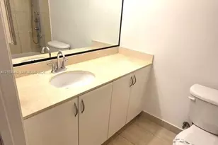1750 N Bayshore Dr, Miami, FL 33132 - Photo 7