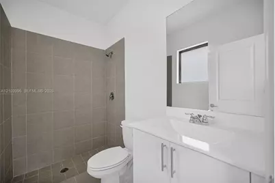 13855 SW 261st St, Miami, FL 33032 - Photo 9