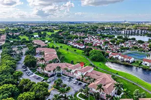 10022 NW 7th St, Miami, FL 33172 - Photo 39