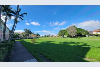 10022 NW 7th St #205, Miami, FL 33172 - Photo 29