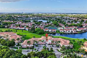 10022 NW 7th St, Miami, FL 33172 - Photo 3