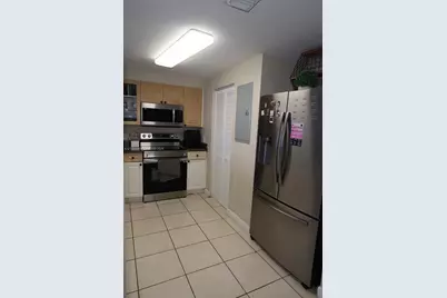 1 Glen Royal Pkwy #1004, Miami, FL 33125 - Photo 5