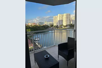 18081 Biscayne Blvd #702, Aventura, FL 33160 - Photo 3