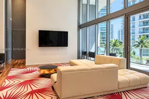 1300 Brickell Bay Dr, Miami, FL 33131 - Photo 21