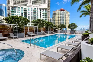 1300 Brickell Bay Dr, Miami, FL 33131 - Photo 15