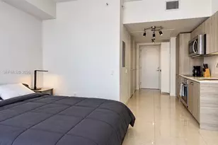 1300 Brickell Bay Dr, Miami, FL 33131 - Photo 9