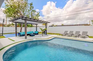 3530 SW 104th Ave, Miami, FL 33165 - Photo 3
