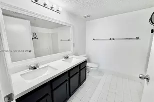 9905 Westwood Dr, Tamarac, FL 33321 - Photo 9