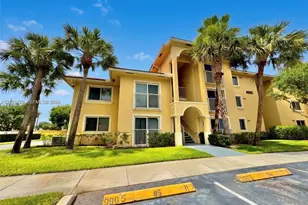9905 Westwood Dr, Tamarac, FL 33321 - Photo 1