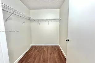 9905 Westwood Dr, Tamarac, FL 33321 - Photo 11