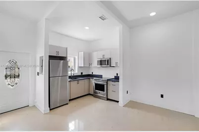 642 SW 10th Ave, Miami, FL 33130 - Photo 23