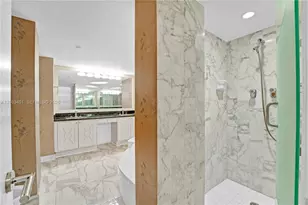 2000 Towerside Terrace, Miami, FL 33138 - Photo 11