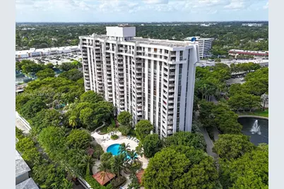 2000 Towerside Ter #301, Miami, FL 33138 - Photo 43