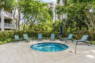 2000 Towerside Ter #301, Miami, FL 33138 - Photo 39
