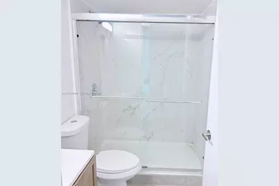 546 SW 1st St #603, Miami, FL 33130 - Photo 5