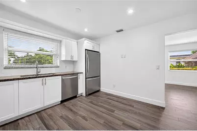 7353 SW 23rd St #Front, Miami, FL 33155 - Photo 7