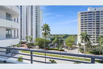 5555 Collins Ave #6T, Miami Beach, FL 33140 - Photo 13