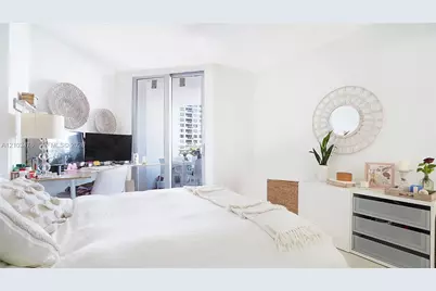 5555 Collins Ave #6T, Miami Beach, FL 33140 - Photo 5