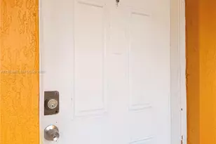 2145 NW 19th Terrace, Miami, FL 33125 - Photo 5