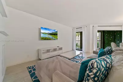 5850 Camino Del Sol #206, Boca Raton, FL 33433 - Photo 7
