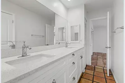 521 NE 38th St #7, Miami, FL 33137 - Photo 25