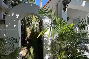 719 Lenox Ave., Miami Beach, FL 33139 - Photo 7
