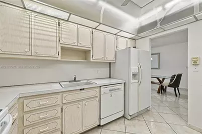 1980 S Ocean Dr #19A, Hallandale Beach, FL 33009 - Photo 9