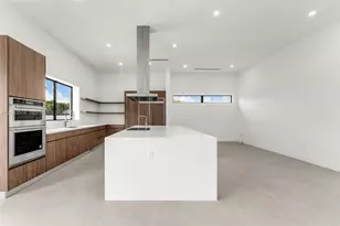 3236 SW 64th Ave, Miami, FL 33155 - Photo 11