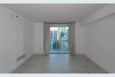 500 Brickell Ave #1607, Miami, FL 33131 - Photo 13