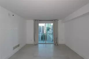 500 Brickell Ave, Miami, FL 33131 - Photo 13