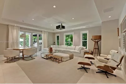 119 Paloma Dr, Coral Gables, FL 33143 - Photo 7