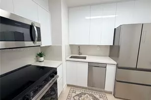 2899 Collins Ave, Miami Beach, FL 33140 - Photo 5