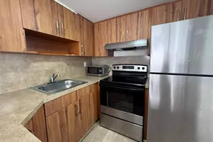 324 W 74th Pl, Hialeah, FL 33014 - Photo 3