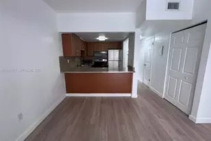 324 W 74th Pl, Hialeah, FL 33014 - Photo 9