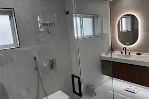 10027 NW 43rd Terrace, Doral, FL 33178 - Photo 17