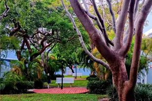 798 Crandon Blvd, Key Biscayne, FL 33149 - Photo 11