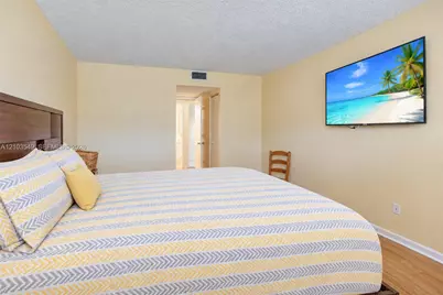 8901 N New River Canal Rd #4W, Plantation, FL 33324 - Photo 17