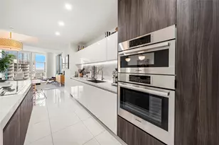 851 NE 1st Ave, Miami, FL 33132 - Photo 9