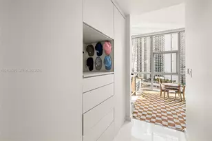 851 NE 1st Ave, Miami, FL 33132 - Photo 21