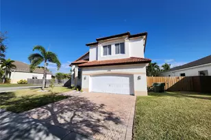 2055 SE 19th St, Homestead, FL 33035 - Photo 5