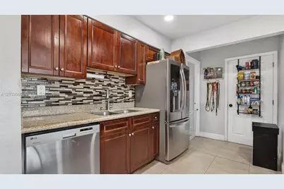 6311 Liberty St, Hollywood, FL 33024 - Photo 3
