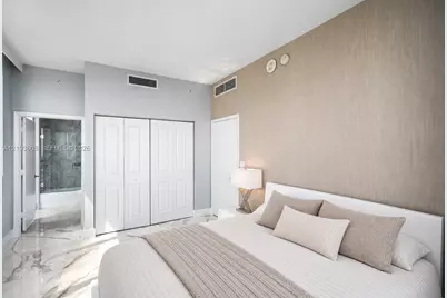 244 Biscayne Blvd #4308, Miami, FL 33132 - Photo 31