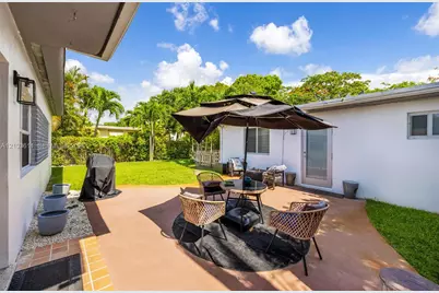 910 NE 81st St #910, Miami, FL 33138 - Photo 7