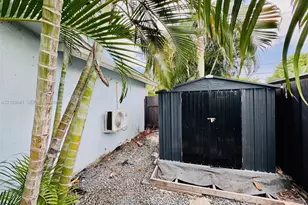 3980 N 67th Ave, Hollywood, FL 33024 - Photo 29