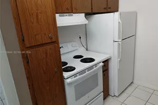 10836 N Kendall Dr, Miami, FL 33176 - Photo 3