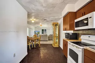 4839 NW 2nd Ct, Plantation, FL 33317 - Photo 11