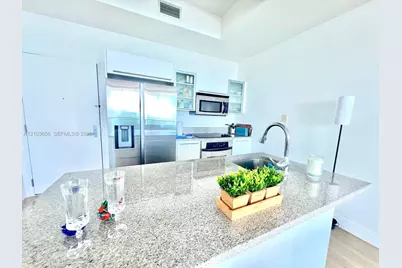 888 Biscayne Blvd #4807, Miami, FL 33132 - Photo 3