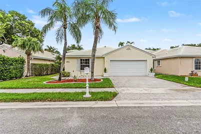 15251 Wilshire Way, Pembroke Pines, FL 33027 - Photo 1